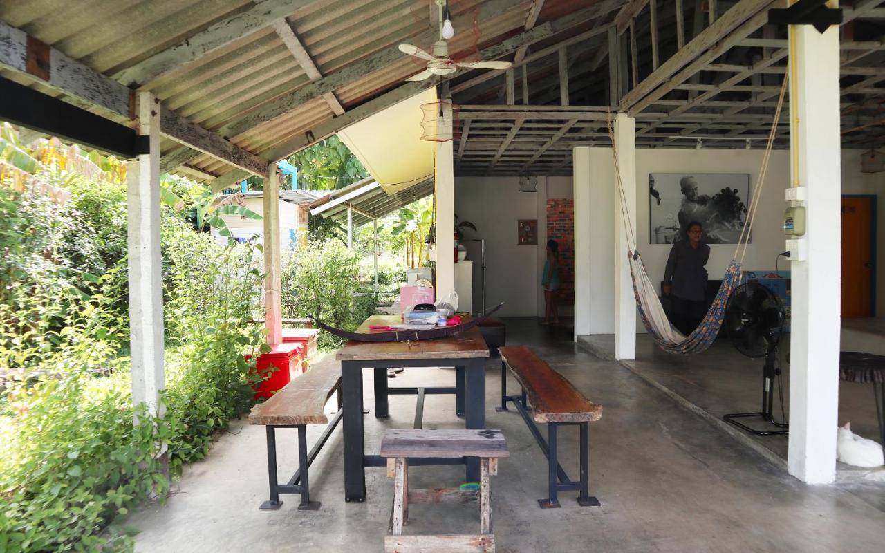 Malee Malee Guesthouse Ko Lanta Exterior foto